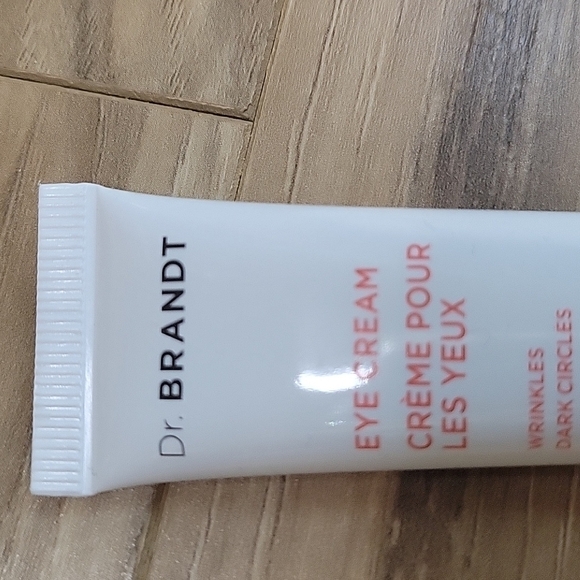 DR. BRANDT Eye Cream for Wrinkles, Dark circles & Puffiness - Picture 4 of 5